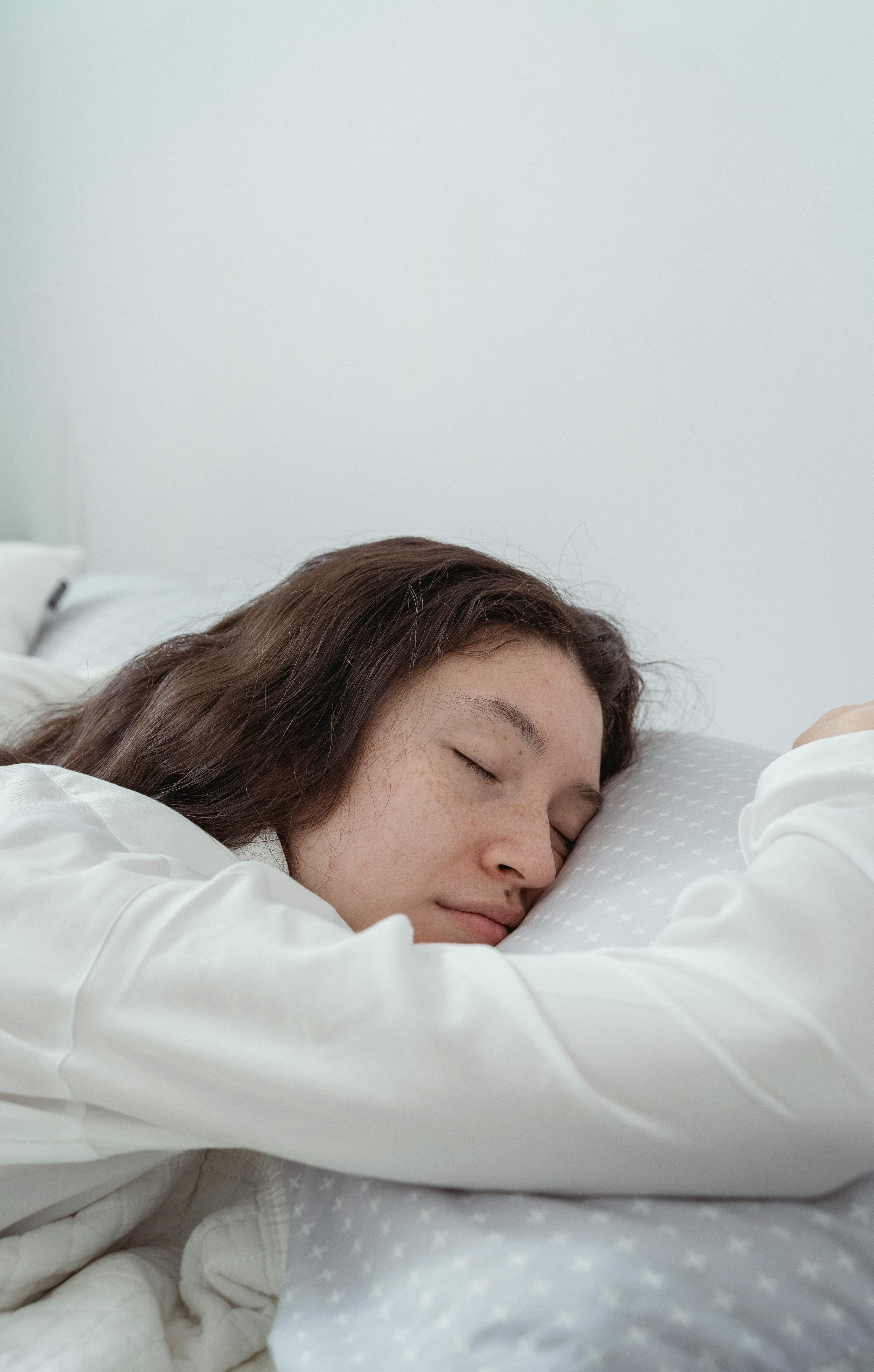 Women With Night Shifts, Disrupted Sleep Cycles At Higher Risk Of Aggressive Breast Cancer: Study