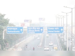 दिल्ली की हवा में धूल का 'दोषी' कौन?15 सड़कें भारी धूल में डूबी, CAQM की रिपोर्ट में खुलासा 