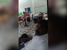 बेवफा...पति ने दरांती से बीवी को काटा, फिर सेल्फी लेकर व्हाटसऐप पर जो लिखा, पढ़कर दंग रह जाएंगे