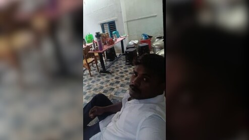 बेवफा...पति ने दरांती से बीवी को काटा, फिर सेल्फी लेकर व्हाटसऐप पर जो लिखा, पढ़कर दंग रह जाएंगे