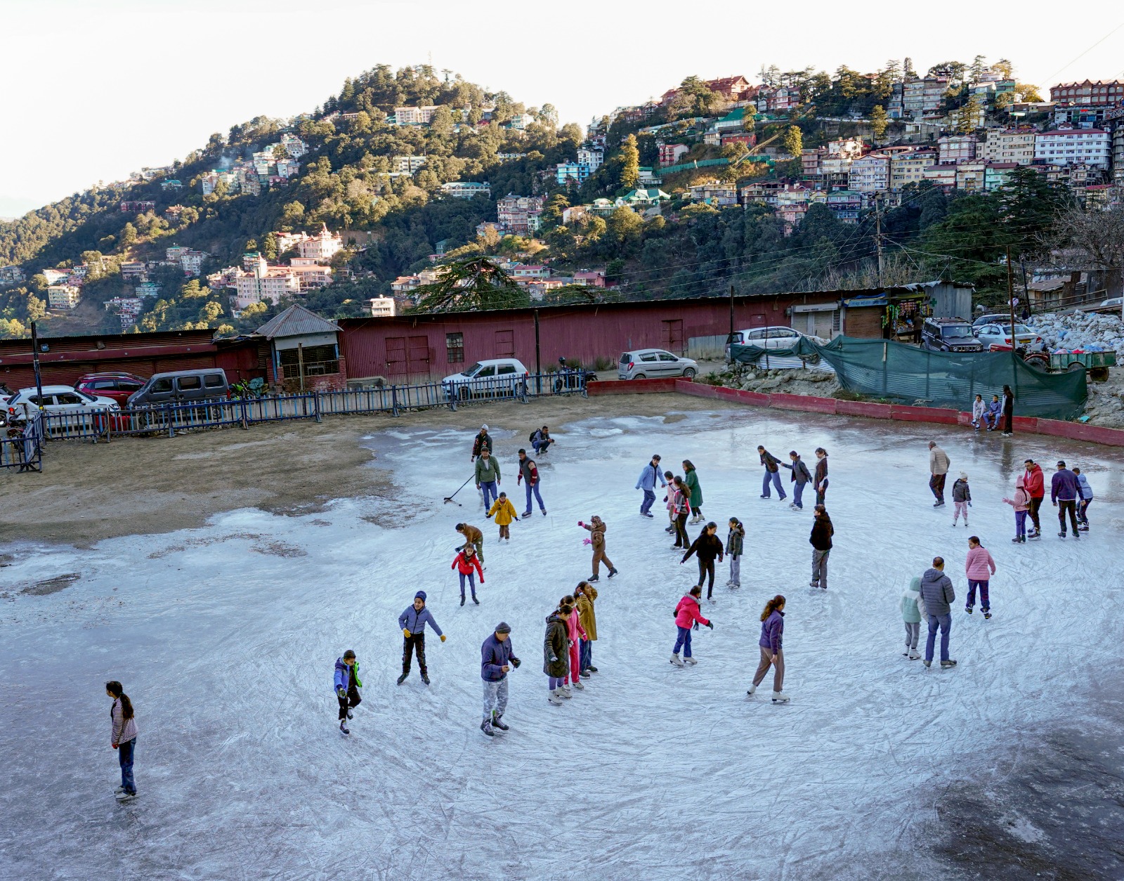 दिल्‍ली में पड़ने वाली है कड़कड़ाती ठंड, कश्‍मीर में आज होगी बर्फबारी... , जानें मौसम से जुड़ा हर अपडेट