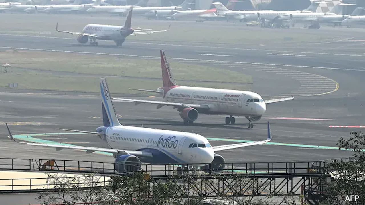 Air India, IndiGo Issue Travel Advisories Amid Fog-Related Disruptions