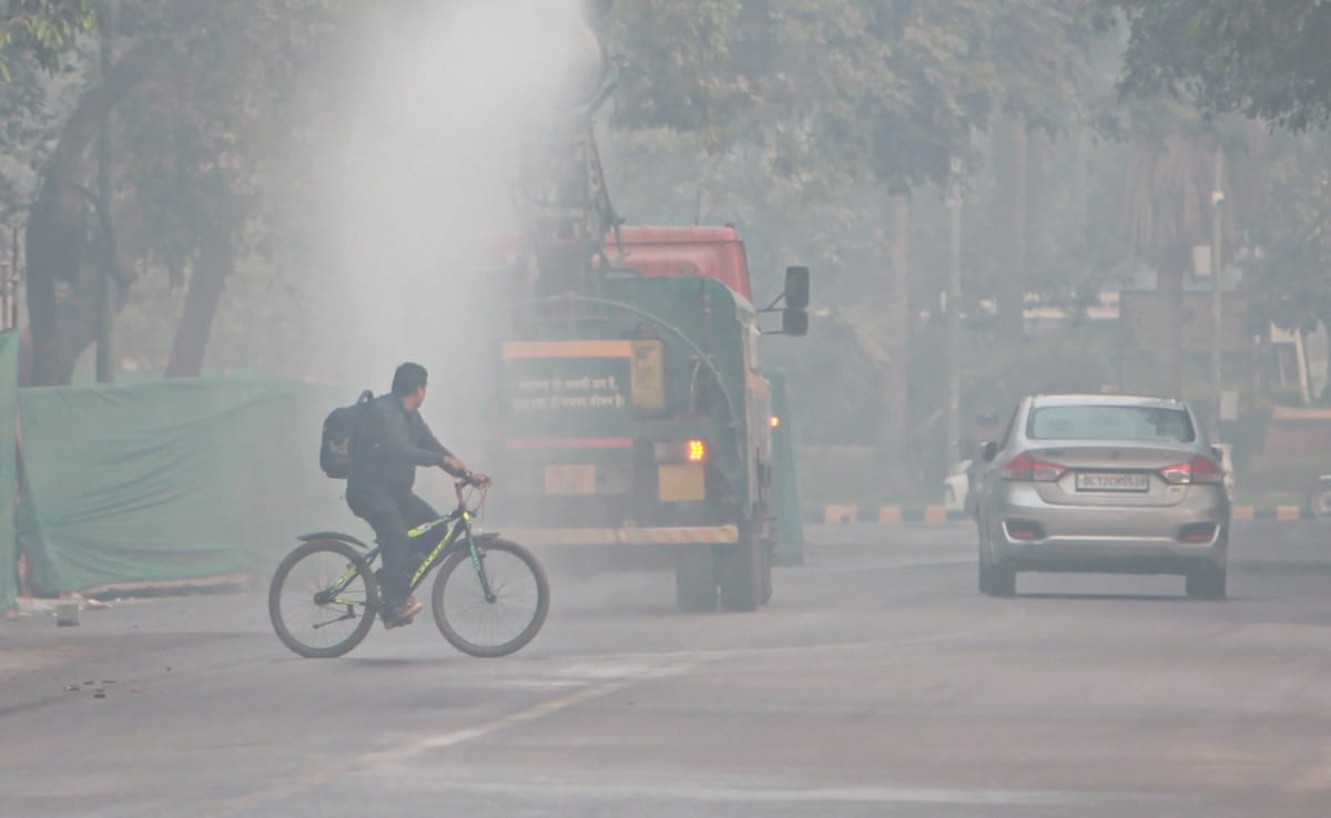 80 Eminent Doctors Issue Public Health Advisory Over Air Pollution