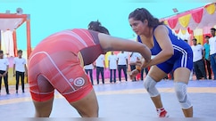 Kushti Trailer: ना निरहुआ, ना खेसारी और ना ही पवन सिंह, कुश्ती अखाड़े में धोबी पछाड़ लगाती दिखीं अंजना सिंह