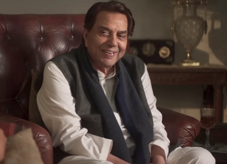 धर्मेंद्र की आखिरी कमाई, इक्कीस के लिए धरम पाजी को दी गई थी इतनी फीस, सबसे ज्यादा ले गए अमिताभ के नाती