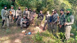 Chhattisgarh: सुरक्षाबलों ने नक्सलियों की नापाक साजिश की नाकाम, एक साथ &nbsp;3 IED कुकर बम को किया निष्क्रिय