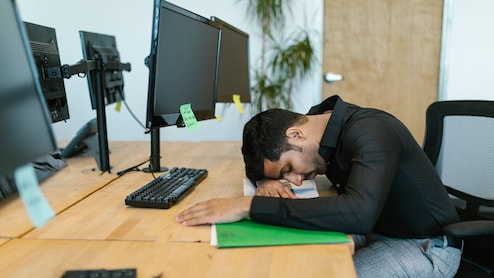 Is Poor Sleep Discipline Causing Forgetfulness In Young Professionals? Doctor Says Yes