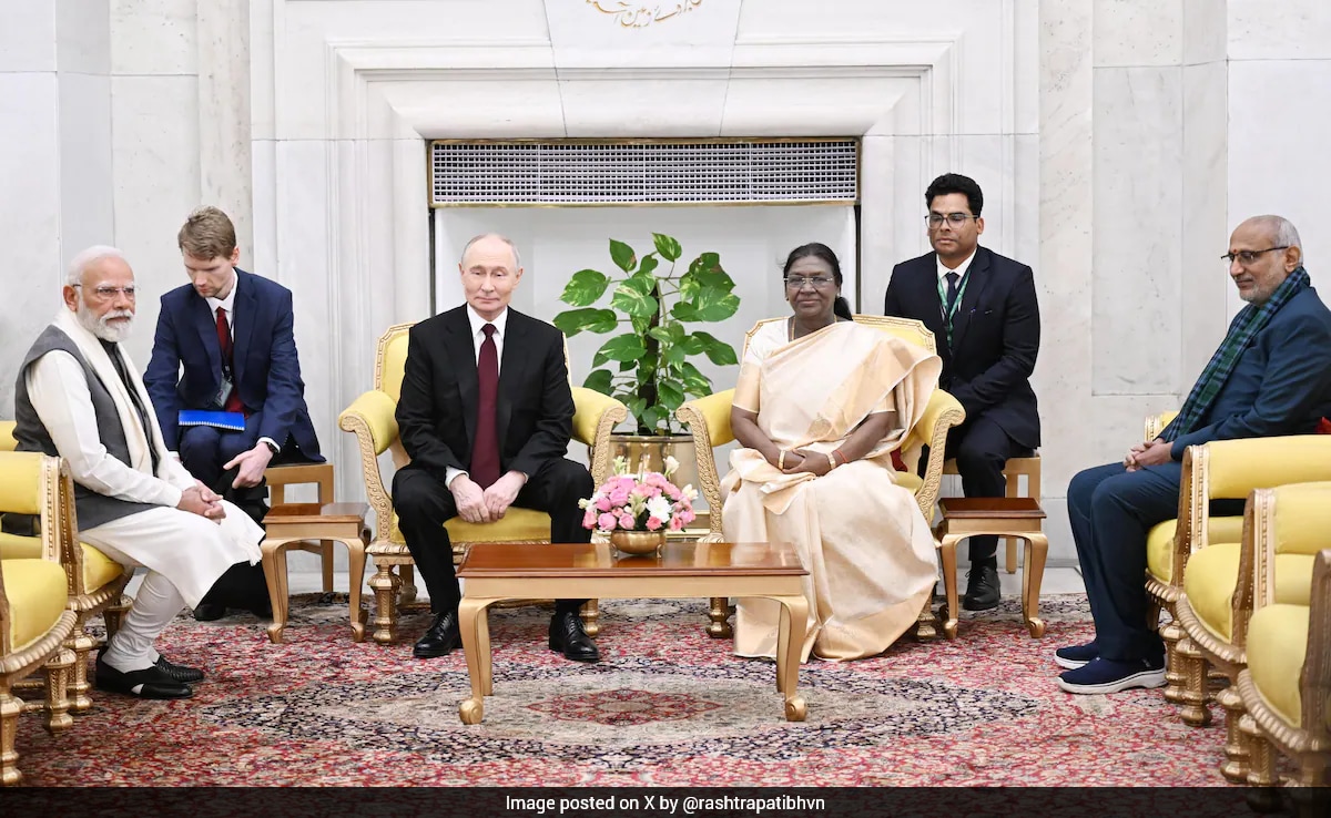 Putin Attends Dinner Hosted By President Murmu At Rashtrapati Bhavan