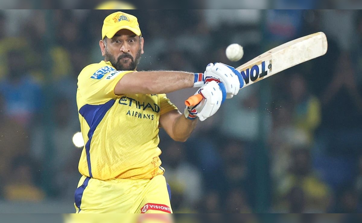IPL 2026: MS Dhoni किस नबंर पर करेंगे बल्लेबाजी? पूर्व CSK स्टार का चौंकाने वाला दावा