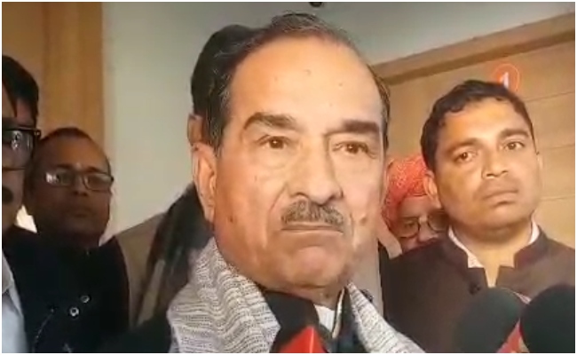 'बिना फुटबॉल के गेम खेल रहे डोटासरा', मदन राठौड़ बोले- मैं खुले मंच पर बहस के लिए तैयार हूं