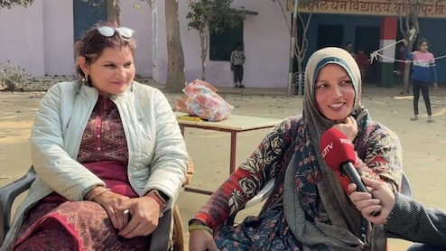 Exclusive: ट्रेनिंग भी ठीक से मिली, अफसर भी डांटते हैं...SIR में लगी आंगनवाड़ी BLO की आपबीती