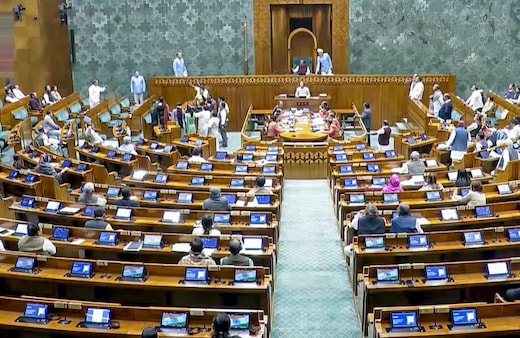 संसद के शीतकालीन सत्र के दूसरे सप्ताह की आज से शुरुआत, वंदे मातरम पर चर्चा करेंगे पीएम मोदी