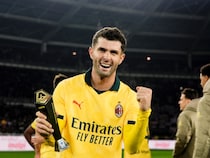 Christian Pulisic Quick-Fire Double Sends AC Milan Top Of Serie A
