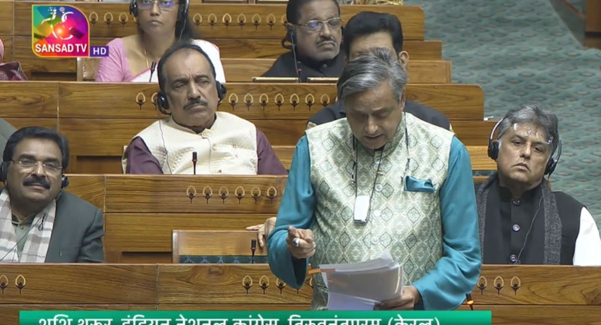 राम का नाम बदनाम मत करो... शशि थरूर का शायराना अंदाज, जी राम जी बिल पर लोकसभा में हुआ हंगामा