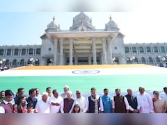 Siddaramaiah Unveils World's Second Largest Khadi National Flag In Belagavi