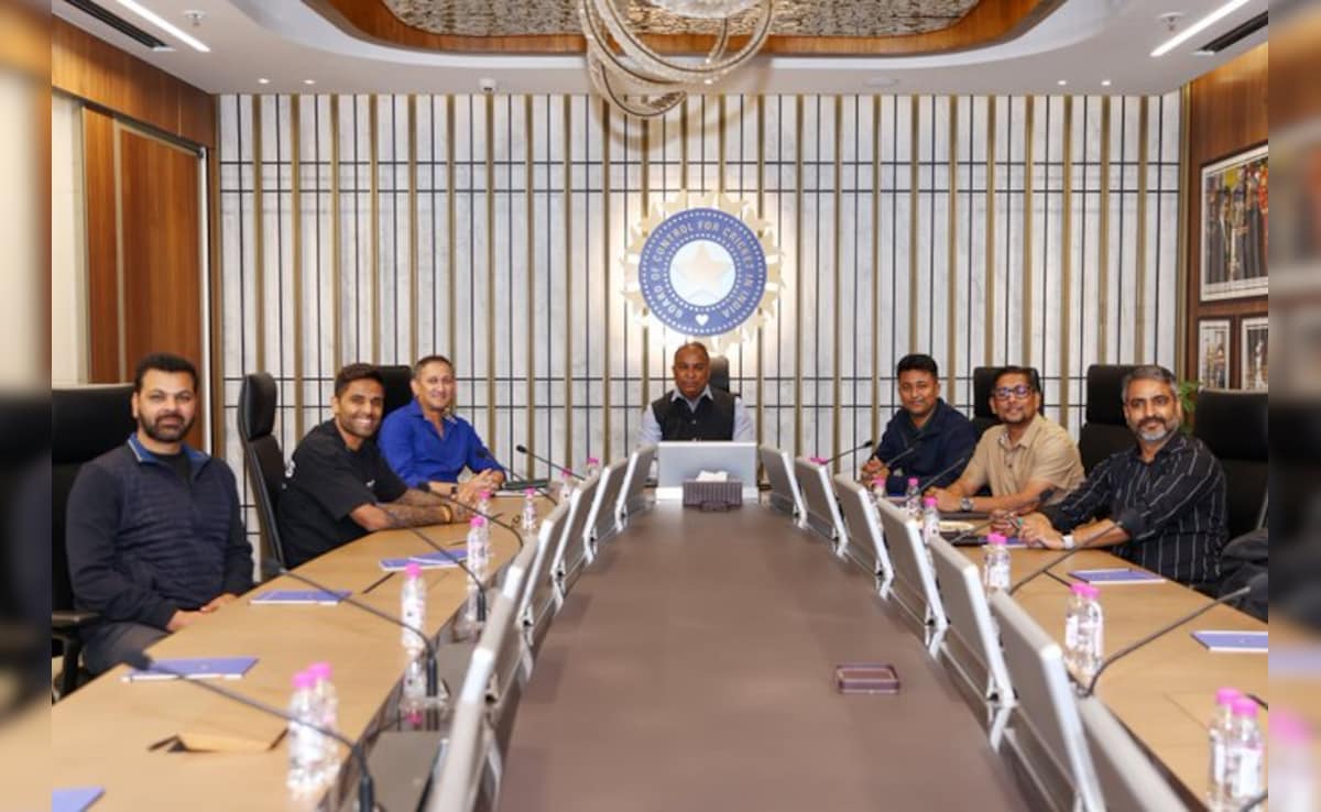 Indias T20 World Cup 2026 Squad Announcement LIVE: जल्द ही T20 वर्ल्ड कप के लिए टीम इंडिया का ऐलान, थोड़ी देर में प्रेस कॉन्फ्रेंस