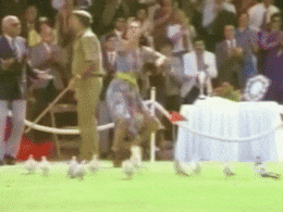 क्या स्वाद है जिंदगी का... रोहित शर्मा को किस करने वाले का यह वीडियो देख 'वो' लड़की याद आ जाएगी