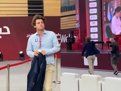 Watch: Magnus Carlsen Pushes Cameraman After Losing FIDE World Rapid Championship Match