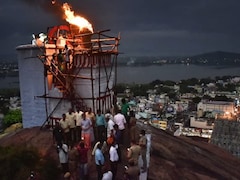 High Court Warns Of Contempt Charges In Tamil Nadu Deepam Row