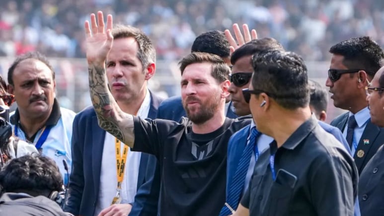 Mumbai Traffic Change: मेस्सीच्या स्वागतासाठी मुंबई सज्ज! शहरातील वाहतुकीत मोठे बदल; जाणून घ्या पर्यायी मार्ग