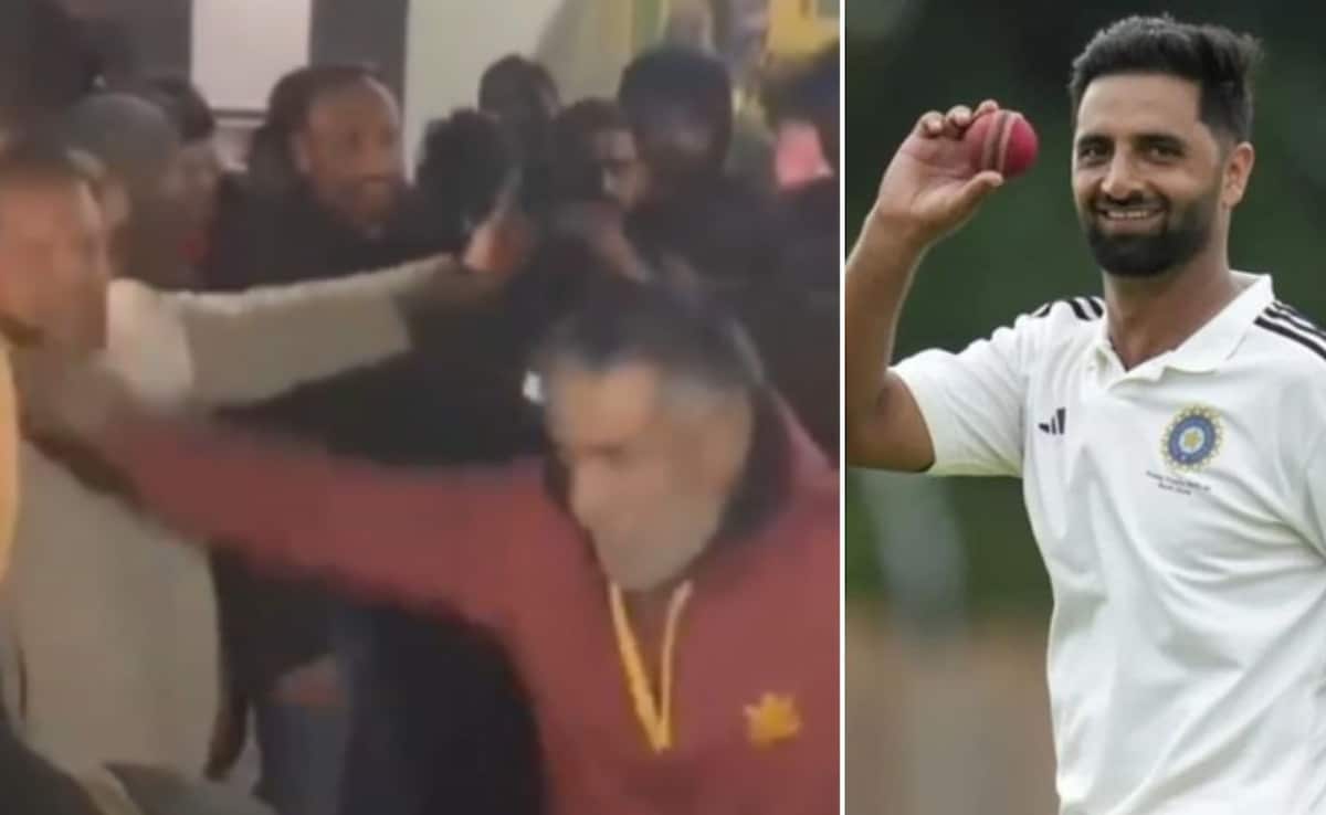 Celebrations In Baramulla As Auqib Dar Bags Rs 8.4 Crore IPL Deal - Video