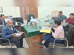 शराब के शौकीन कृषि अधिकारी 40 हजार की रिश्वत लेते गिरफ्तार, अफसर के साथी कर्मी ने भी मांगा 'खर्चा-पानी'