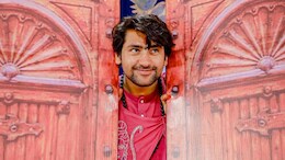 अज्ञातवास में बाबा बागेश्वर: धीरेंद्र शास्&zwj;त्री कहां बैठकर ल&zwj;िखेंगे &lsquo;मेरे संन्यासी बाबा&rsquo; क&zwj;िताब? क&zwj;िसी को नहीं पता