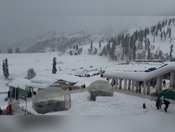 Snow Turns Gulmarg Into Winter Wonderland, Tourists Turn Skiers, Ride Gondola