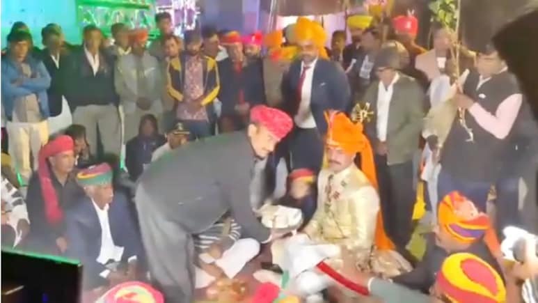 झुंझुनूं: दहेज के खिलाफ सेना के जवान की अनोखी मिसाल, ठुकराये 11 लाख; 1 रुपये में की शादी