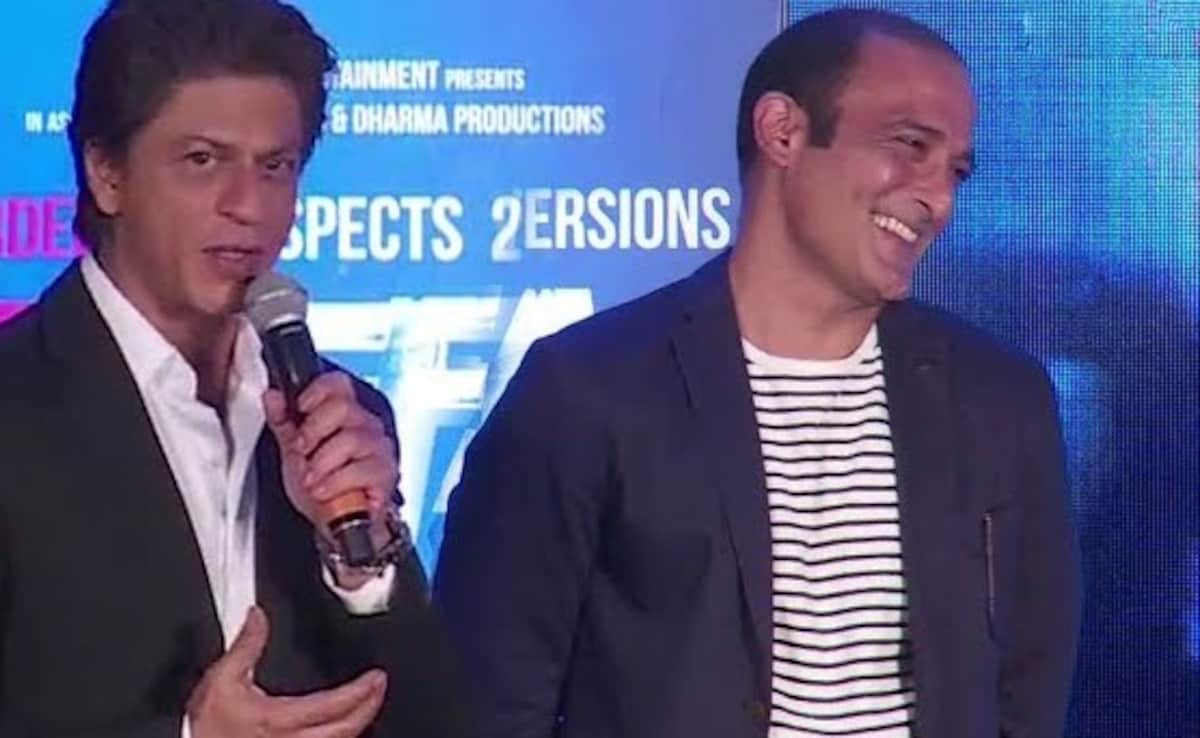 When Shah Rukh Khan Revealed Why Akshaye Khanna Comes Off As 'Strange': "Why The Hell Are You Like This?"