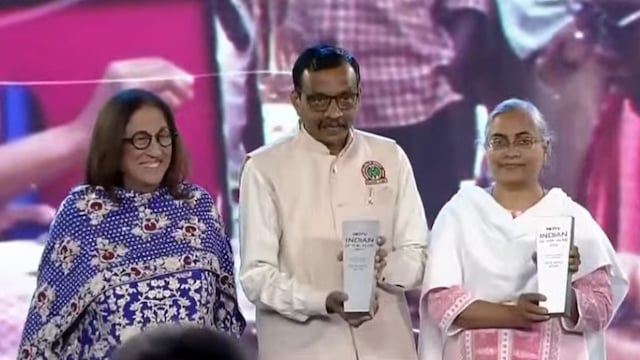 Kiran Nadar, Dr. Ashish Satav, Dr. Kavita Satav and Anurag Chauhan (Left to Right)