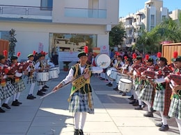 200 आदिवासी बच्चों की बदलाव यात्रा, कभी नन्हें हाथों में होता था कटोरा... आज है किताबें-बैगपाइप और आत्मसम्मान