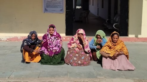 पकड़ी गईं घरों से जूते-चप्पल चुरानेवाली महिलाएं, गैंग बनाकर रात को करती थीं अपराध