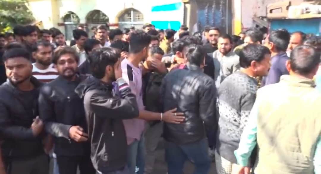 Road Accident: सड़क हादसे में मौत Road Accident: सड़क हादसे में मौत