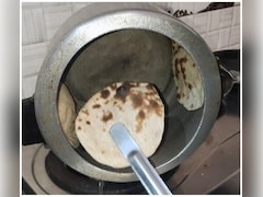 तंदूर के झंझट में फंसे बिना प्रेशर कुकर मे बनाएं टेस्टी और क्रिस्पी तंदूरी रोटी, नोट करें रेसिपी Recipe