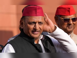 'SIR में अखिलेश यादव ने किया हिंदू-मुस्लिम', सपा प्रमुख पर मौलाना बरेलवी का पलटवार