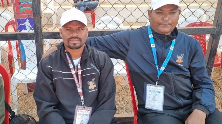 DRG जवान के जज्बे की कहानी: IED ब्लास्ट में पैर गंवाया, अब बस्तर ओलम्पिक में जीता 'गोल्ड'