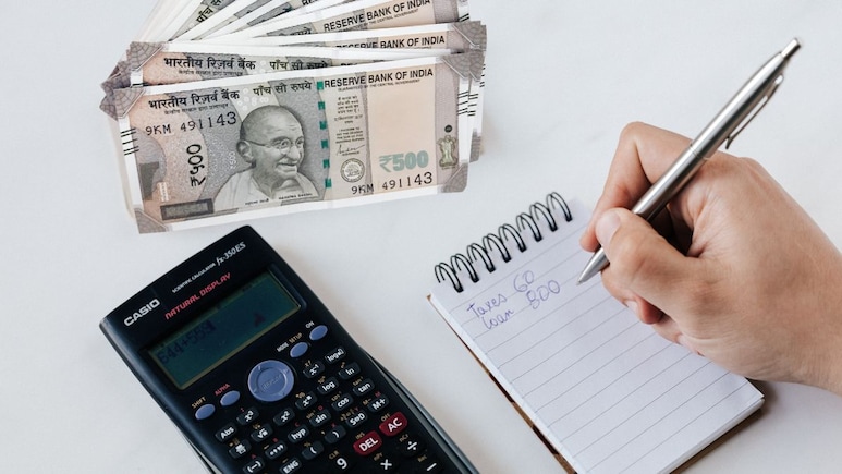 ITR Filing 2025:इनकम टैक्स फाइल करना भूले? ये है आखिरी मौका! 31 दिसंबर तक Belated ITR भरें वरना लगेगी पेनाल्टी