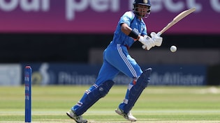 India U19 vs Sri Lanka U19 Asia Cup Semi-Final LIVE Score: 4, 4, 6 - RCB's IPL 2026 Auction Buy Takes India Near Win