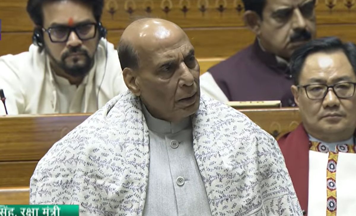 WATCH LIVE : हर भारतीय के दिलों में वंदे मातरम- लोकसभा में बोले राजनाथ सिंह