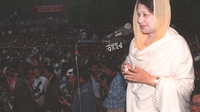 Mamata Banerjee Condoles Khaleda Zia's Death