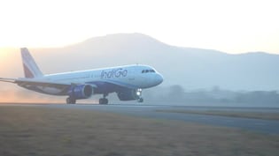 कोहरे के कारण आज लेट हो सकते हैं विमान, एयर इंडिया, इंडिगो और स्पाइसजेट ने जारी की एडवाइजरी