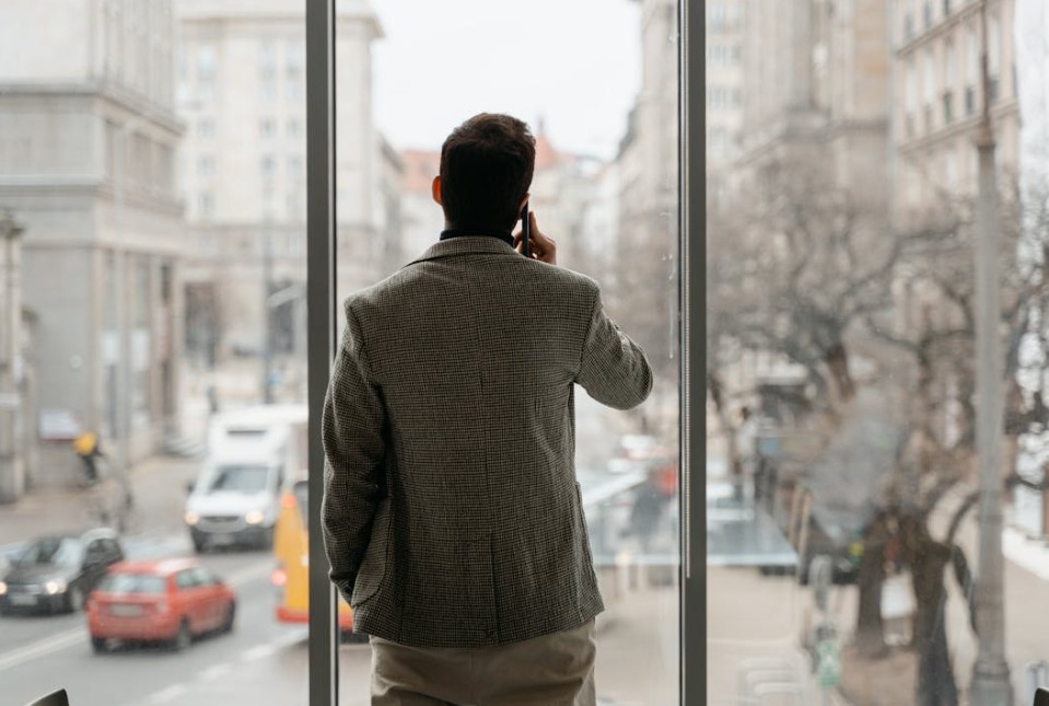 NRI With Rs 100 Crore Net Worth Reflects On Post-Retirement Life In India