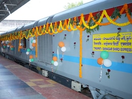 साईबाबा आणि बालाजी भक्तांसाठी खूशखबर! शिर्डी-तिरुपती एक्सप्रेस सुरु, राज्यात 11 ठिकाणी थांबणार गाडी