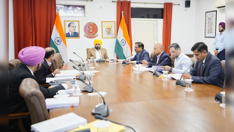 पंजाब में हेल्थ इंफ्रास्ट्रक्चर को नई उड़ान... CM भगवंत मान ने मेडिकल कॉलेजों के लिए जारी किए 68.98 करोड़ रुपये