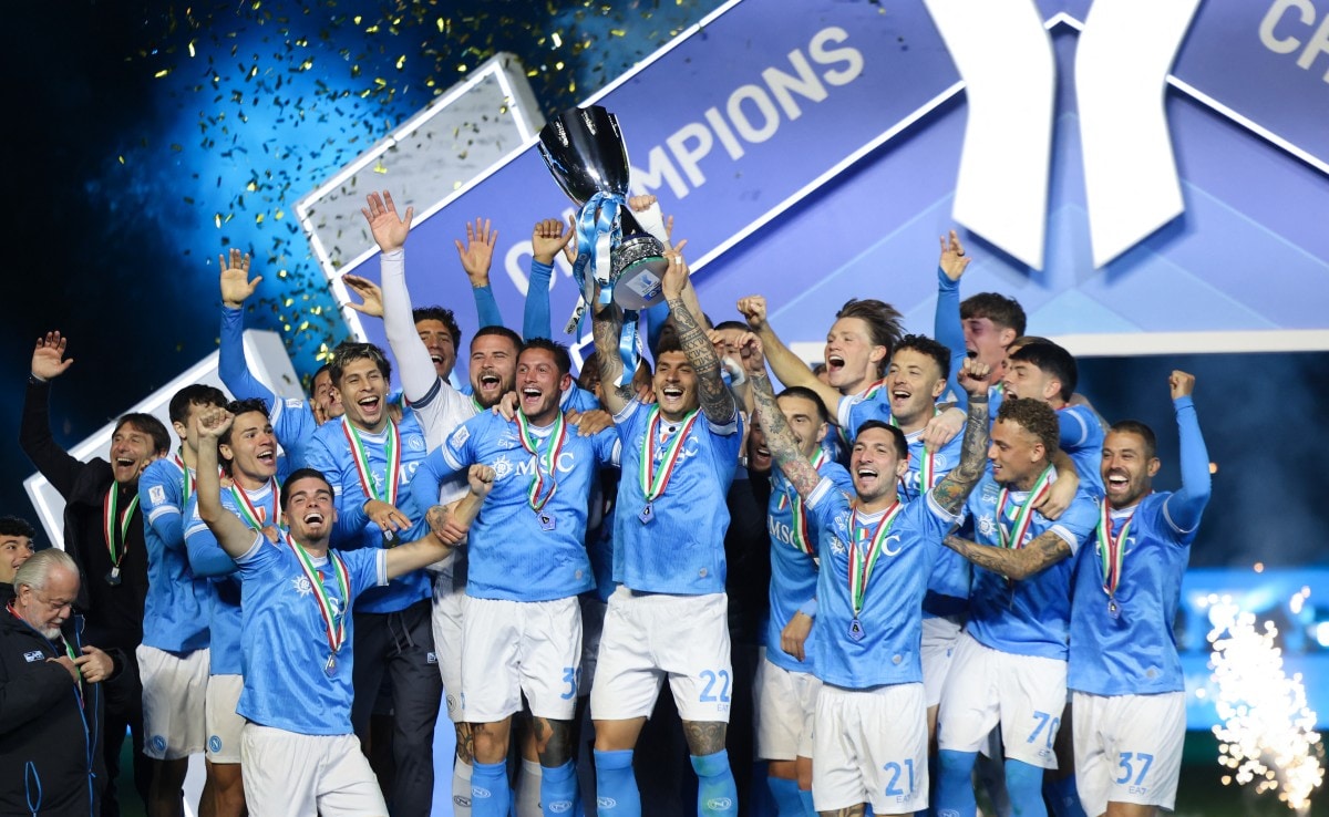 David Neres Brace Fires Napoli To Supercoppa Italiana Glory Over Bologna