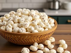 सावन में 30 दिन तक रोज खाने ल‍िए घी में भुने मखाने खाने,  गलती मत करना! ऐसे-ऐसे फायदे होंगे कि छोड़ नहीं पाओगे