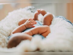 Chinese Billionaires Using US Surrogates To Expand Families: Report