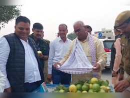 Rajasthan: पॉलीथ‍िन में अमरूद देने पर भड़के मंत्री, मदन द‍िलावर ने ठेले वाले के सामने फैला दी झोली