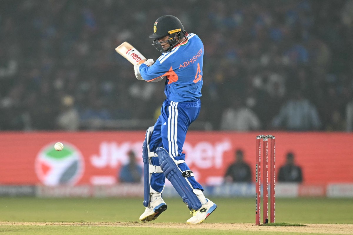 IND vs SA, 4th T20I: खतरे में विराट कोहली का महारिकॉर्ड,  47 रन बनाते ही अभिषेक शर्मा रच देंगे इतिहास